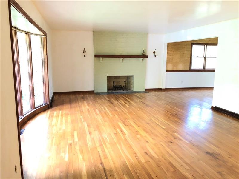 159 Hilton Road Greensburg, PA 15601 - Photo 7 of 22 Quality hardwood floors