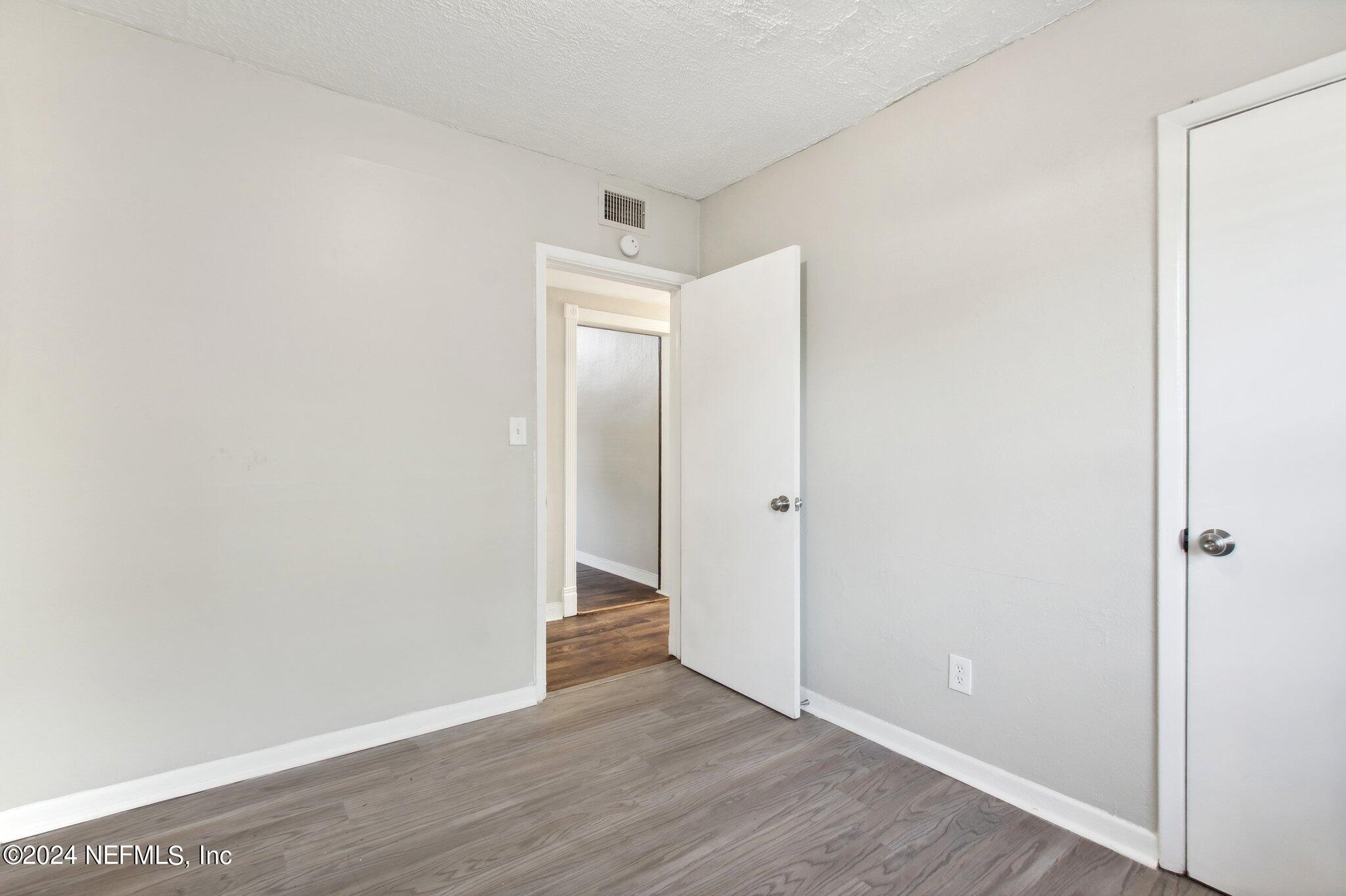 6139 Temple Road Jacksonville, FL 32217 - Photo 16 of 28 Temple Rd-020