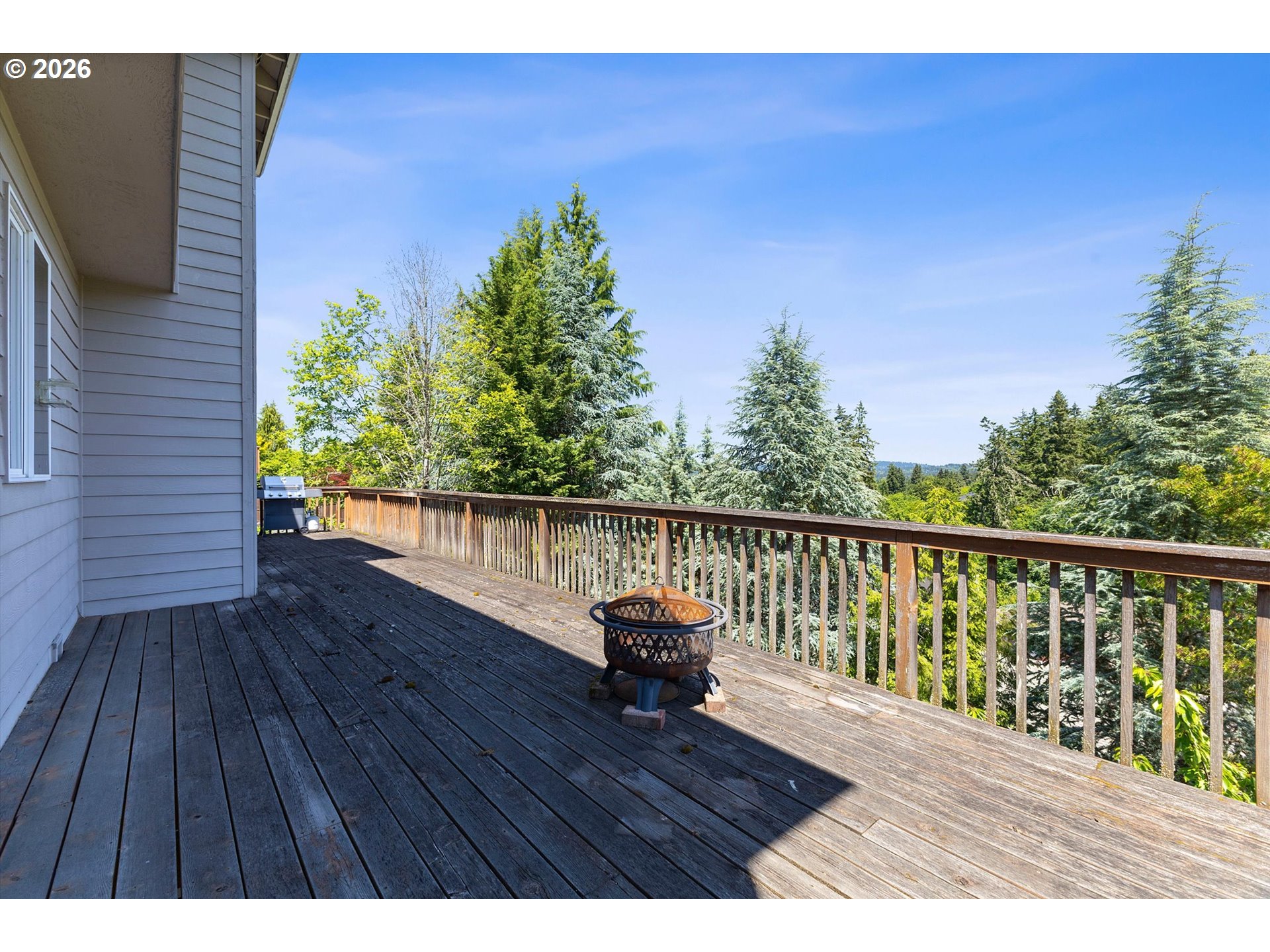 13712 Southwest 130th Place Portland, OR 97223 - Photo 18 of 41