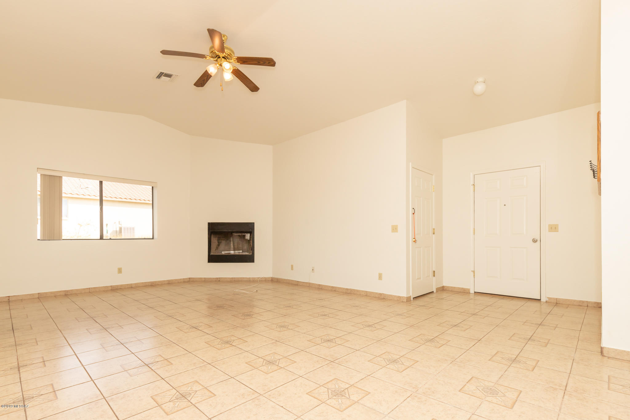 984 Calle Coyote Rio Rico, AZ 85648 - Photo 9 of 40