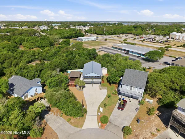 $1,174,900 | 108 Dorothy Court, Emerald Isle, NC 28594