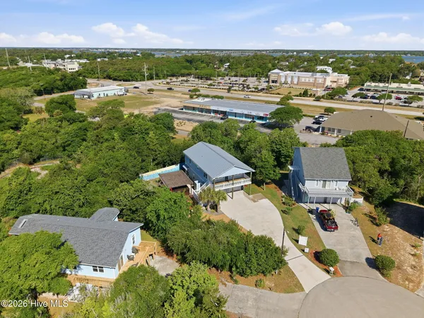 $1,174,900 | 108 Dorothy Court, Emerald Isle, NC 28594