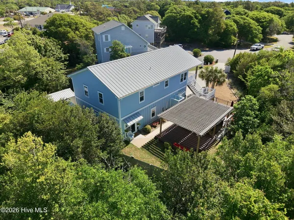 $1,174,900 | 108 Dorothy Court, Emerald Isle, NC 28594