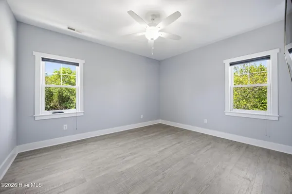 $1,174,900 | 108 Dorothy Court, Emerald Isle, NC 28594