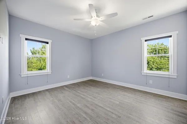 $1,174,900 | 108 Dorothy Court, Emerald Isle, NC 28594