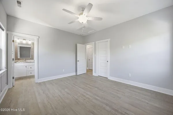 $1,174,900 | 108 Dorothy Court, Emerald Isle, NC 28594