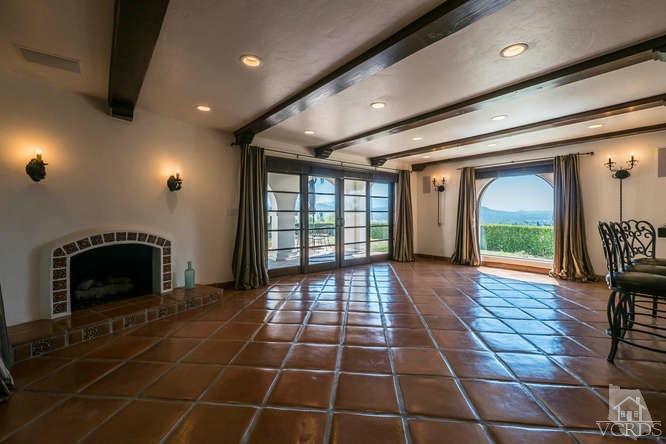 2016 Rayshire Street Thousand Oaks, CA 91362 - Photo 26 of 66 Additional Photo