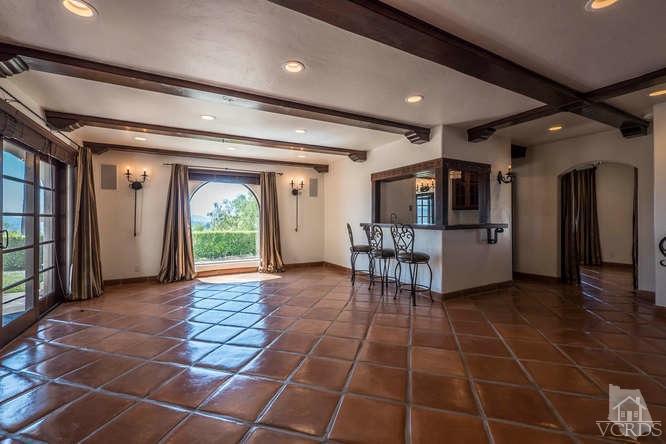 2016 Rayshire Street Thousand Oaks, CA 91362 - Photo 27 of 66 Additional Photo