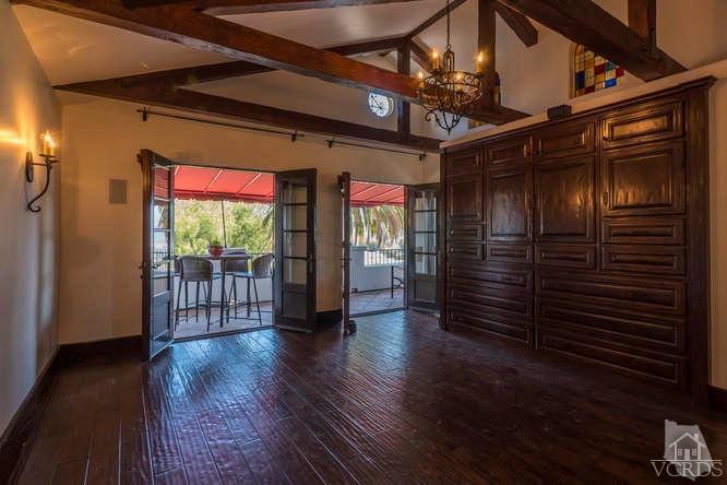 2016 Rayshire Street Thousand Oaks, CA 91362 - Photo 33 of 66 a view of an entryway with wooden floor