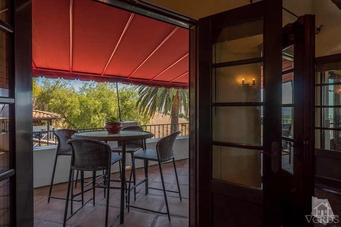 2016 Rayshire Street Thousand Oaks, CA 91362 - Photo 35 of 66 a view of a room with furniture and a window