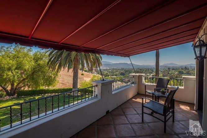 2016 Rayshire Street Thousand Oaks, CA 91362 - Photo 36 of 66 a view of two chairs and table in the balcony
