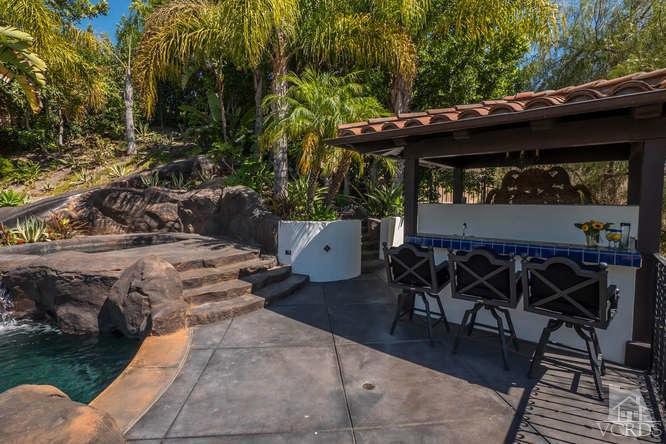 2016 Rayshire Street Thousand Oaks, CA 91362 - Photo 55 of 66 an outdoor space with furniture