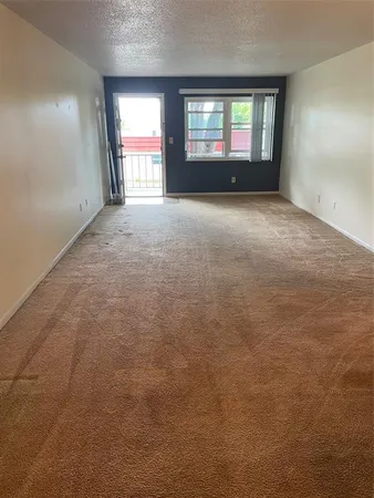 $1,500 | 5880 38th Avenue North, Unit 209, St. Petersburg, FL 33710