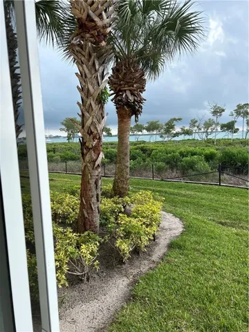 $2,500 | 24 Harbour Isle Drive West, Unit 104, Fort Pierce, FL 34949