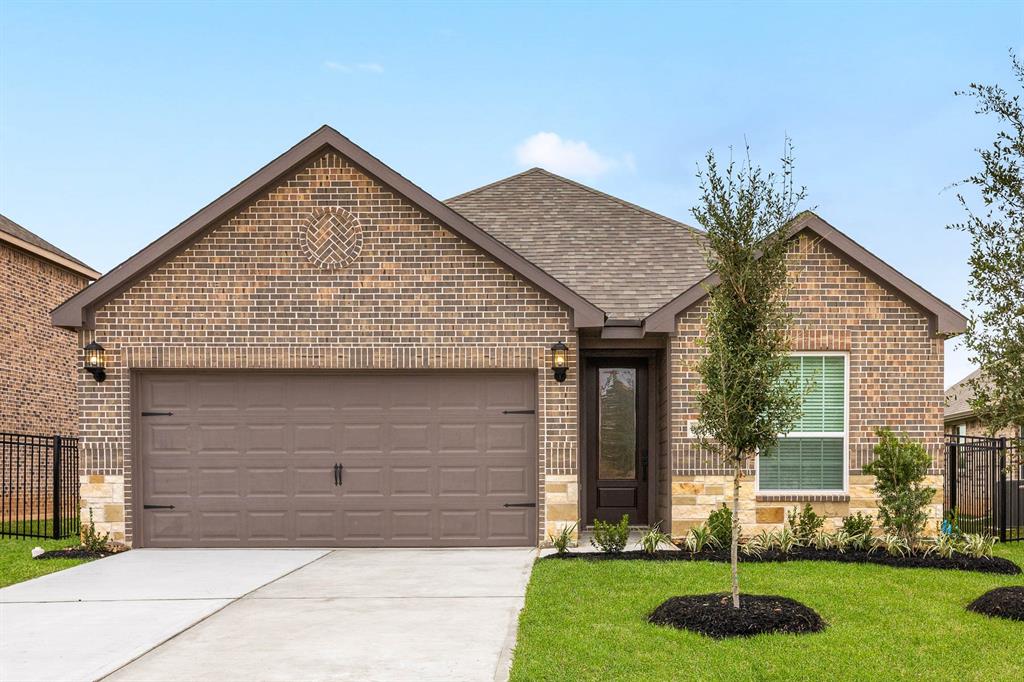 The Cardinal by Terrata Homes is a gorgeous 3 bedroom, 2 bathroom home featuring an open and spacious layout perfect for entertaining family and friends.