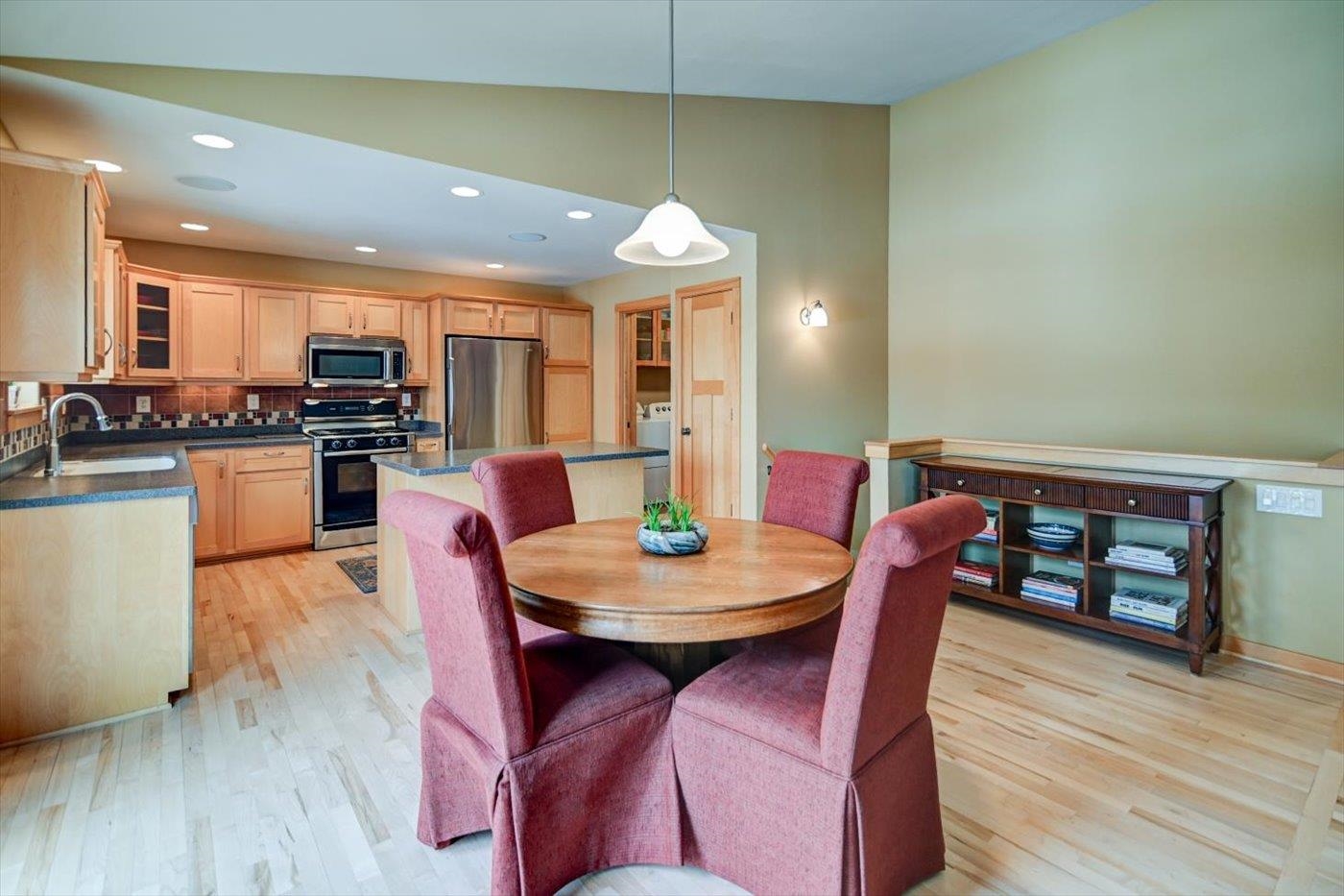 2809 Interlaken Pass Madison, WI 53719 - Photo 7 of 64