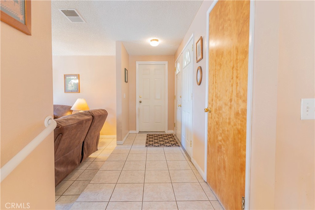 17516 Olive Street Hesperia, CA 92345 - Photo 6 of 32