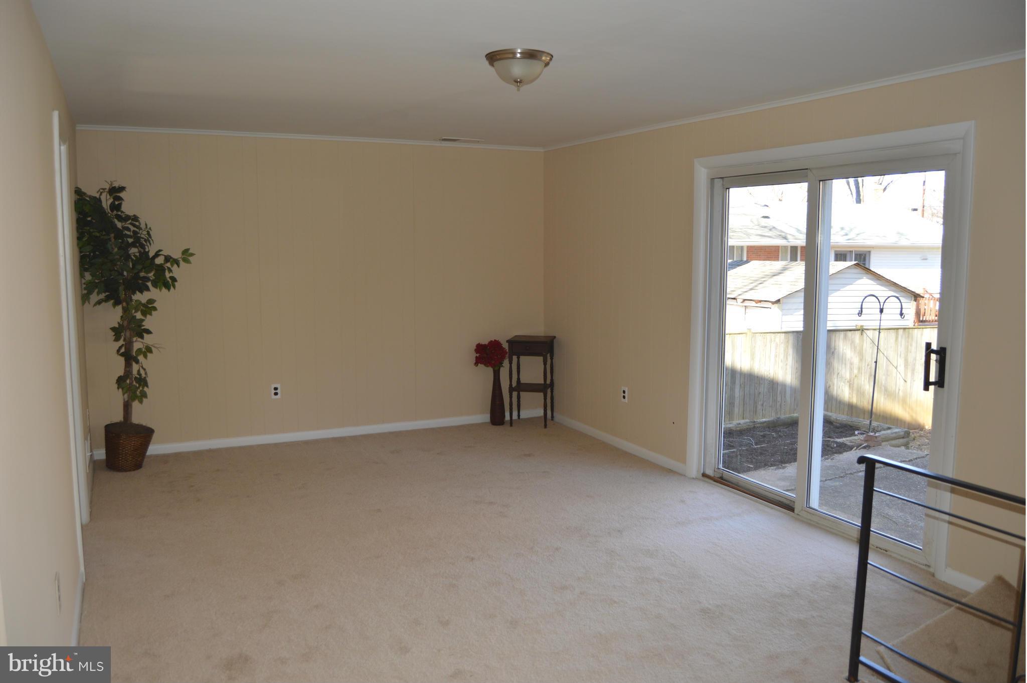 3913 Elby Street Silver Spring, MD 20906 - Photo 5 of 30 Family Room