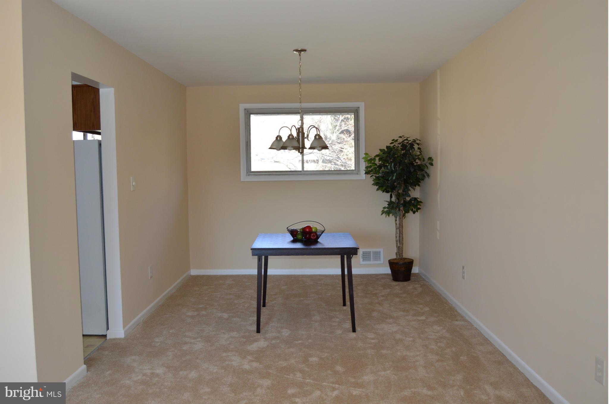 3913 Elby Street Silver Spring, MD 20906 - Photo 10 of 30 Dining Room