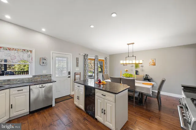 $569,900 | 1400 Carson Road, Wilmington, DE 19803