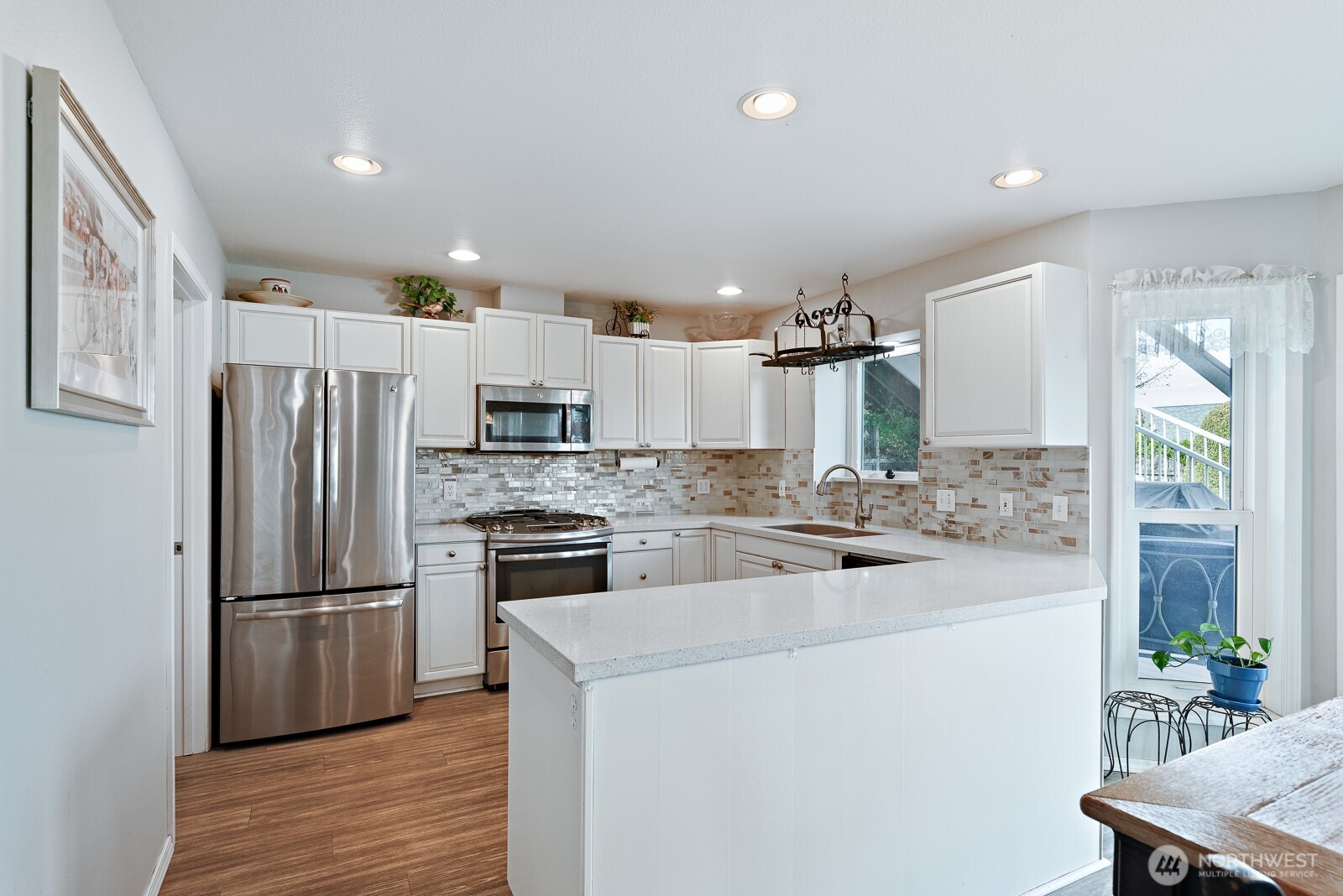 2412 16th Street Anacortes, WA 98221 - Photo 12 of 40
