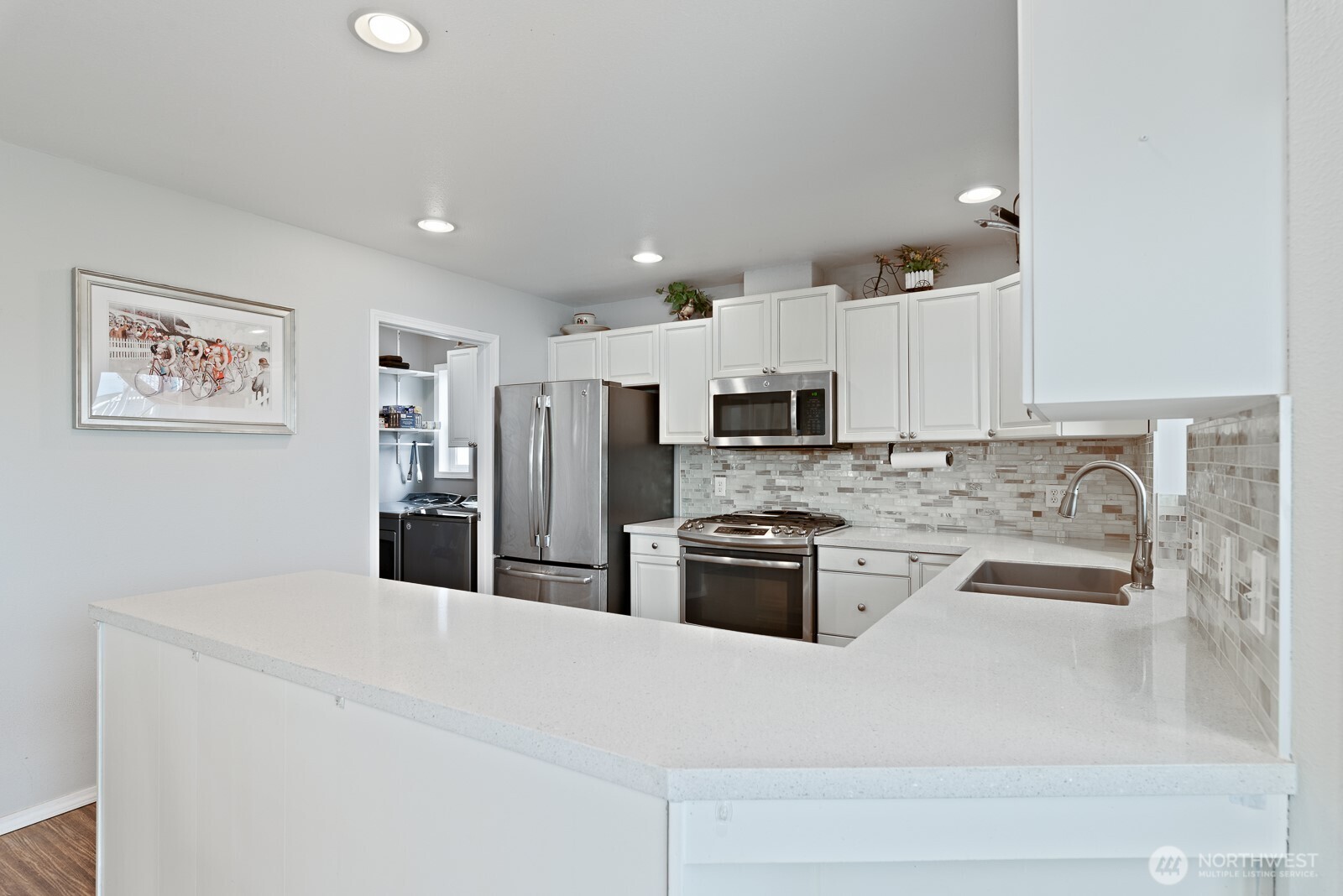 2412 16th Street Anacortes, WA 98221 - Photo 14 of 40