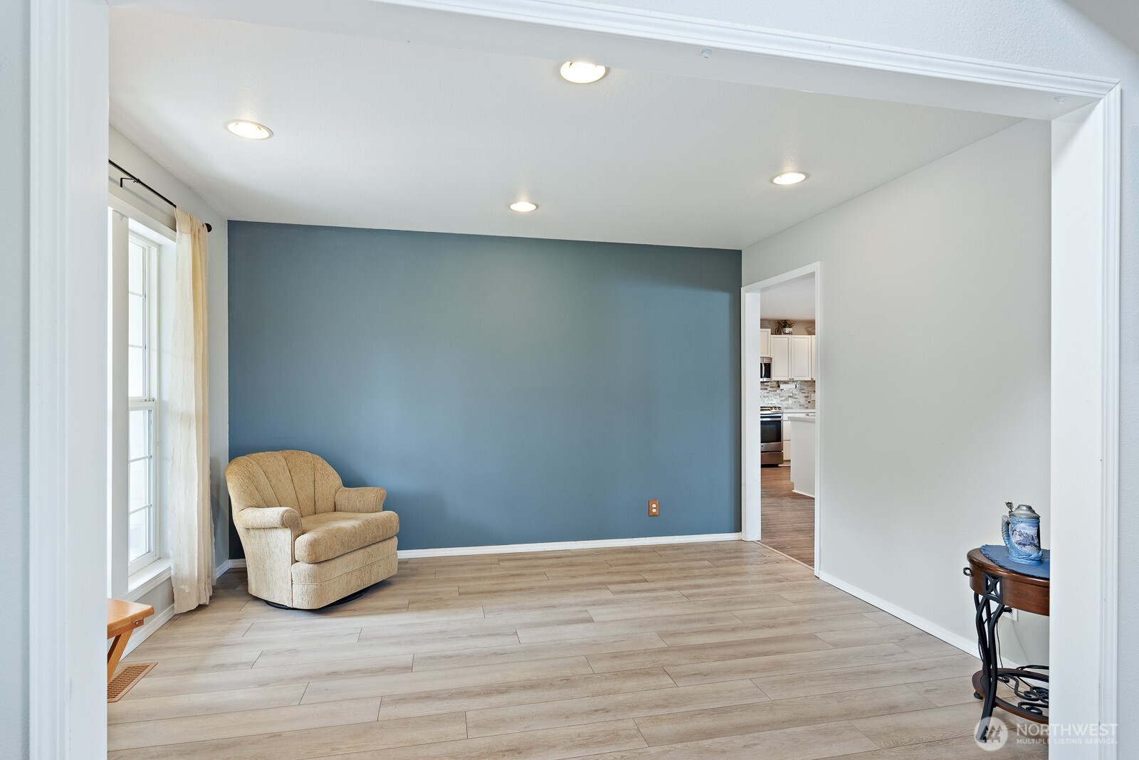 2412 16th Street Anacortes, WA 98221 - Photo 7 of 40