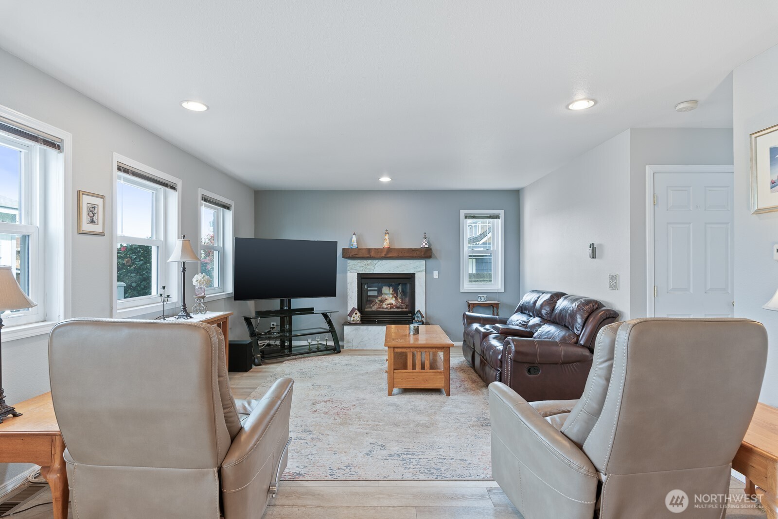 2412 16th Street Anacortes, WA 98221 - Photo 9 of 40