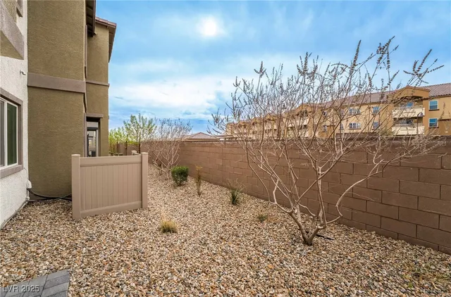 $1,700 | 4133 Venus Falls Avenue, North Las Vegas, NV 89084