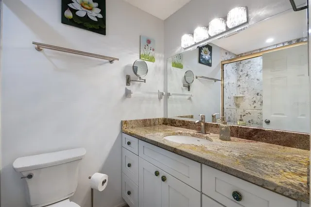 $865,000 | 6250 Holmes Boulevard, Unit 71, Holmes Beach, FL 34217