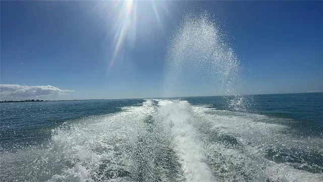 $865,000 | 6250 Holmes Boulevard, Unit 71, Holmes Beach, FL 34217