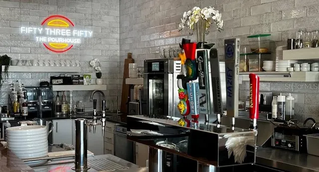 $865,000 | 6250 Holmes Boulevard, Unit 71, Holmes Beach, FL 34217