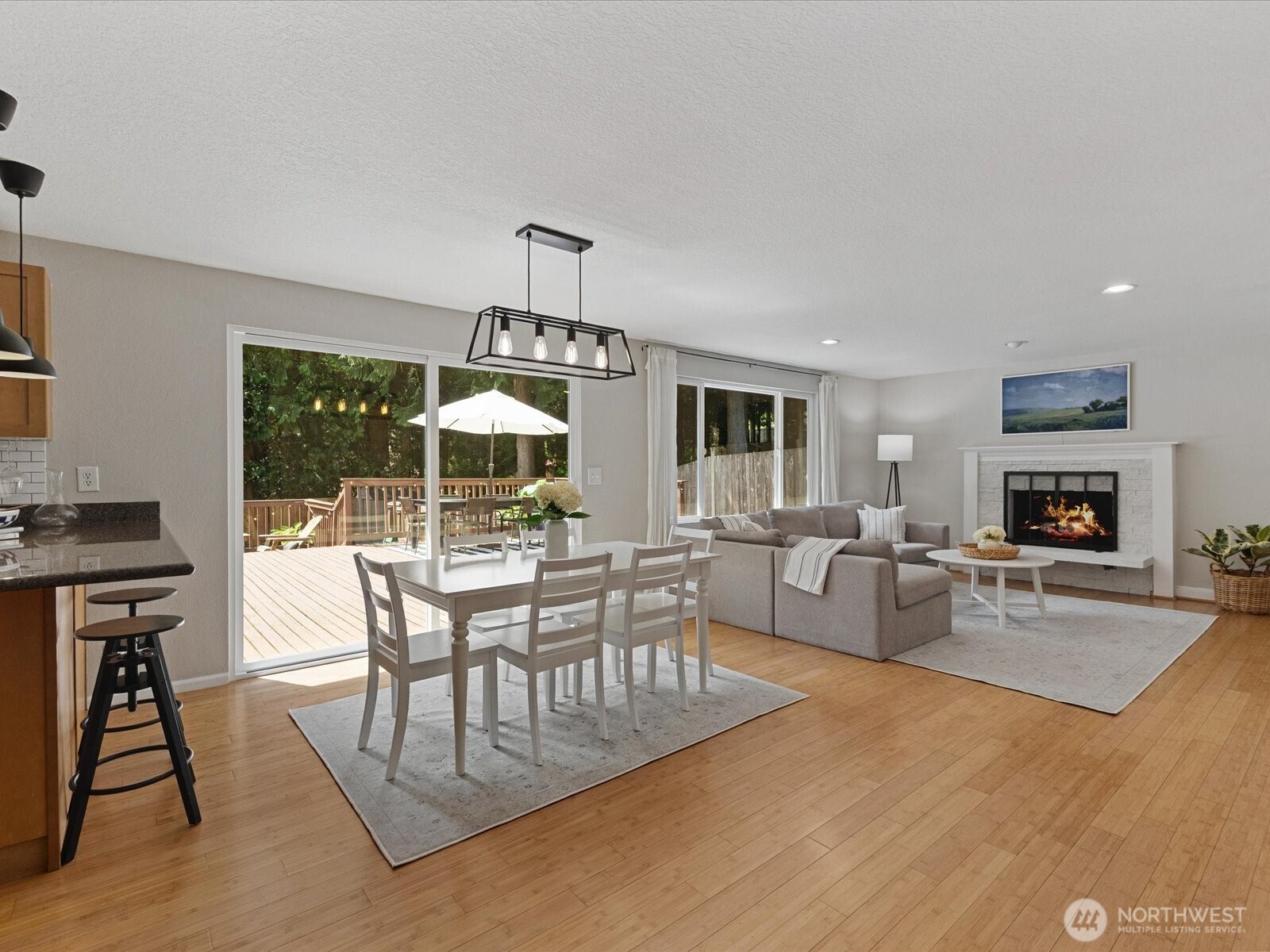318 161st Place Southeast Bothell, WA 98012 - Photo 9 of 39 Gallery Image 9