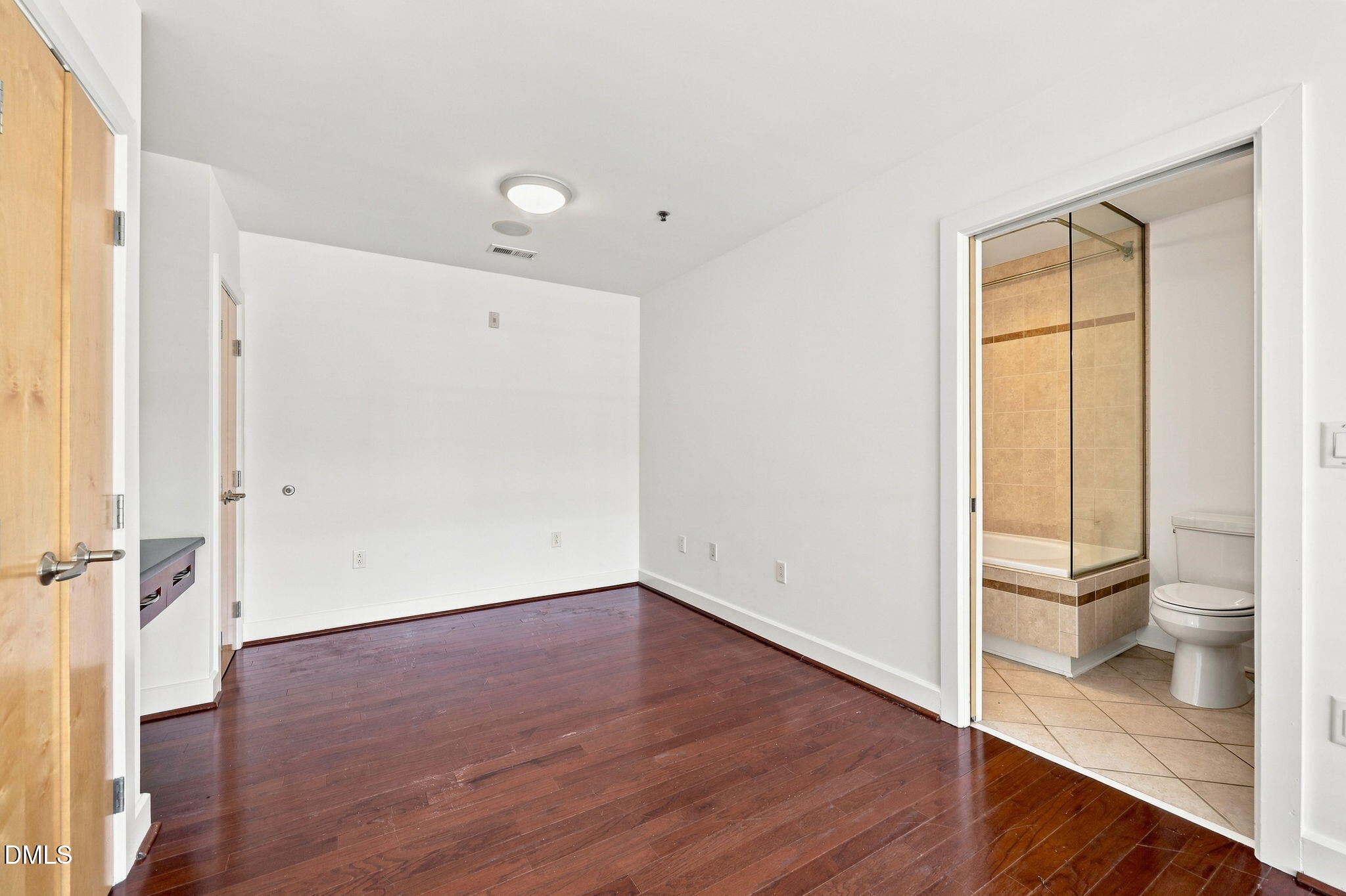 2608 Erwin Road, Unit 402 Durham, NC 27705 - Photo 27 of 39 BR Loft UP