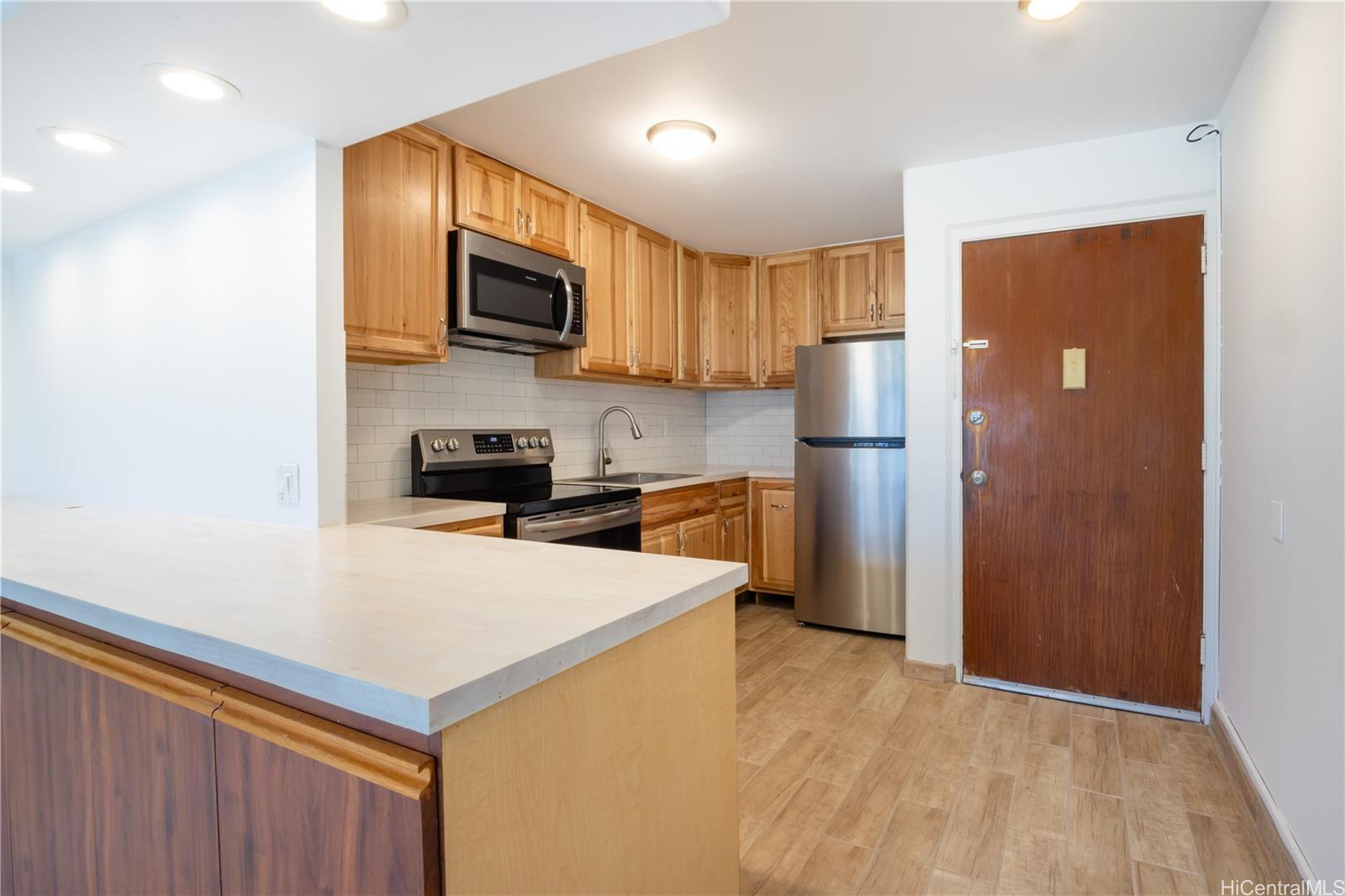 710 Lunalilo Street, Unit 402 Honolulu, HI 96813 - Photo 12 of 19