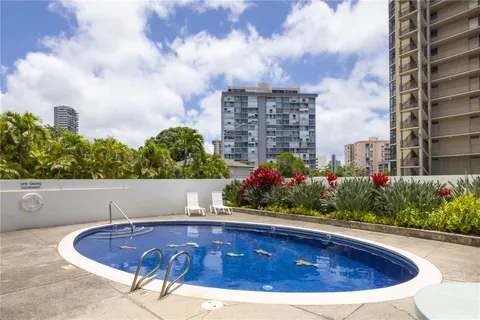 $359,000 | 710 Lunalilo Street, Unit 402, Honolulu, HI 96813