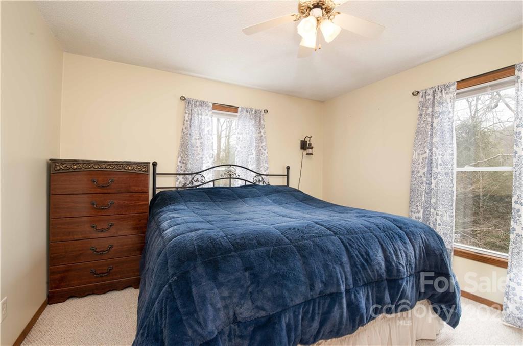 156 Cayton Ridge Bakersville, NC 28705 - Photo 21 of 36 Gallery Image 21