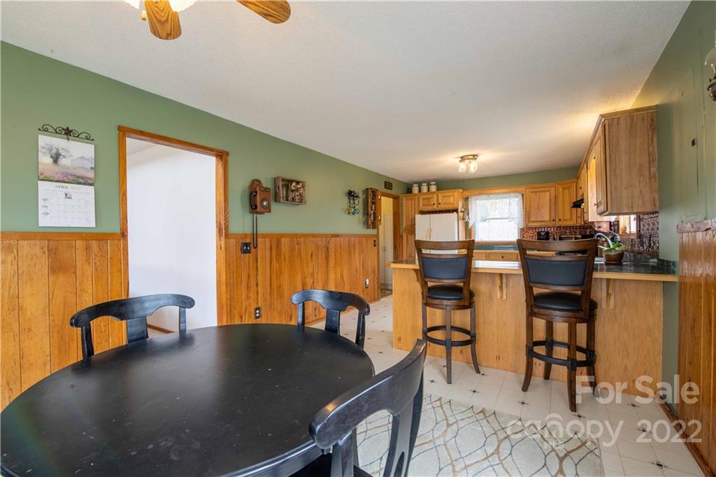 156 Cayton Ridge Bakersville, NC 28705 - Photo 24 of 36 Gallery Image 24