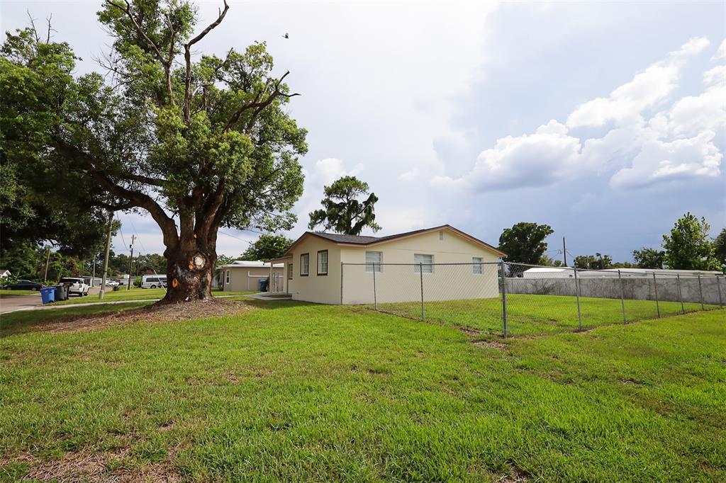 505 Clearfield Road Brandon, FL 33511 - Photo 4 of 40