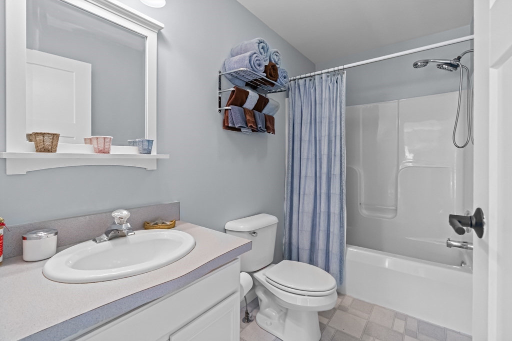 5 Nottingham Way Freetown, MA 02702 - Photo 20 of 41