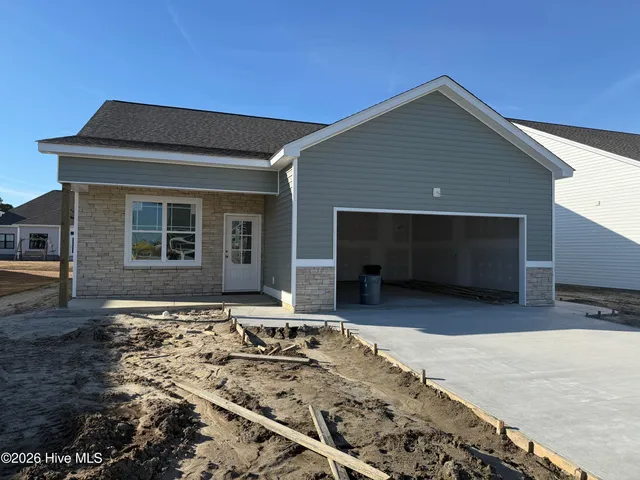 $369,900 | 1024 Seven Iron Drive, Blounts Creek, NC 27814