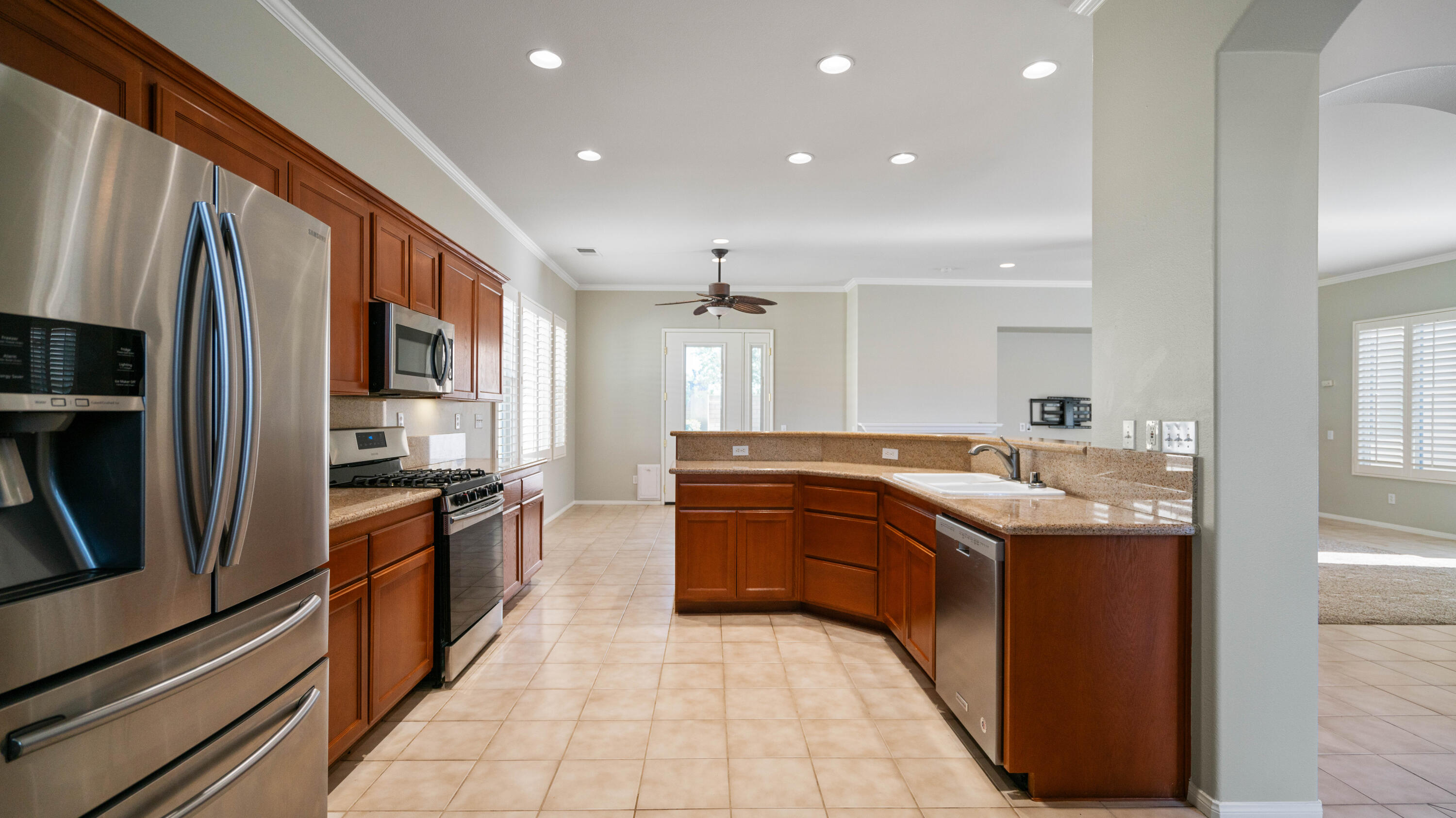 49142 Barrymore Street Indio, CA 92201 - Photo 35 of 104 49142 Barrymore Interior-61