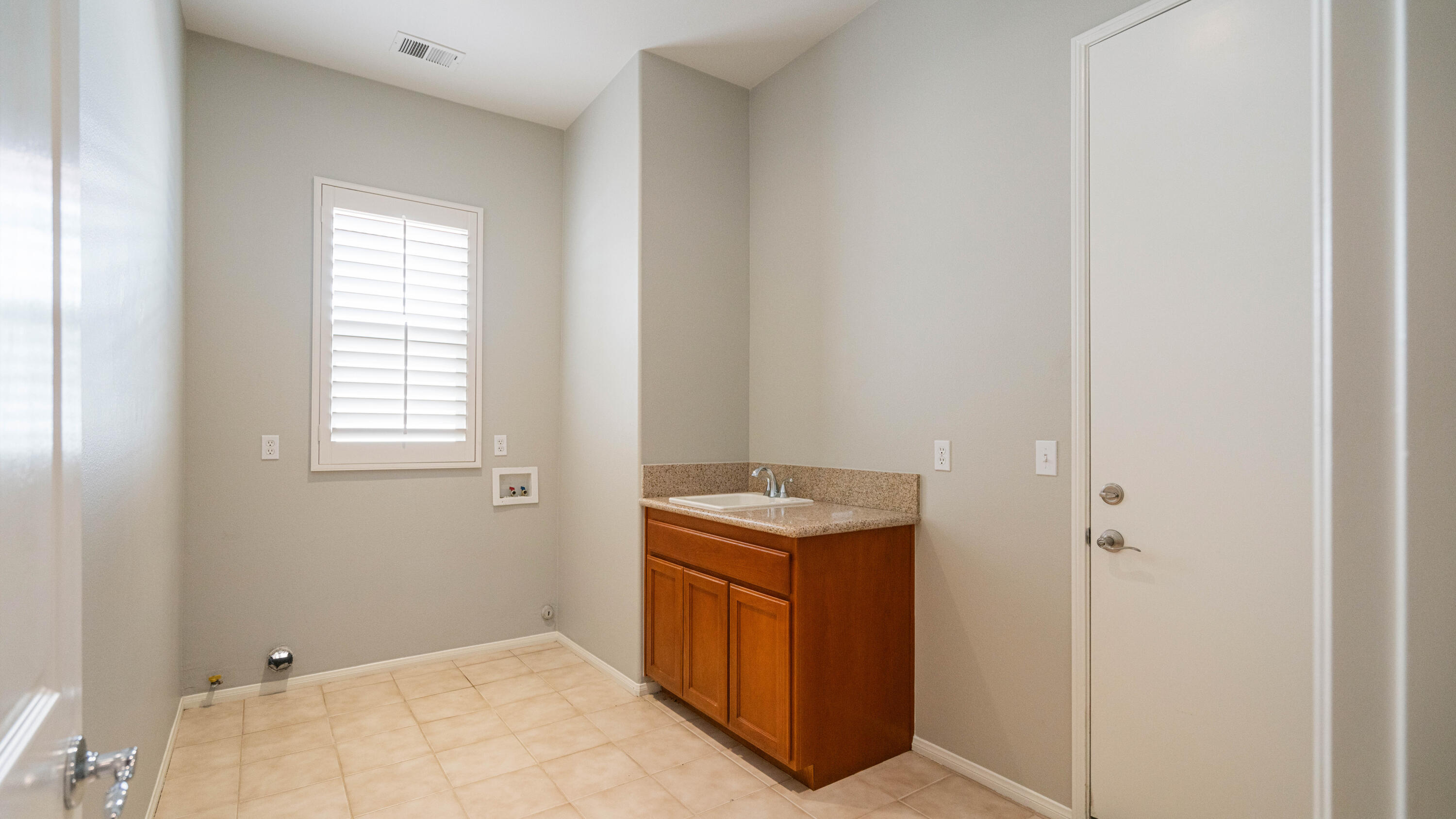 49142 Barrymore Street Indio, CA 92201 - Photo 63 of 104 49142 Barrymore Interior-29