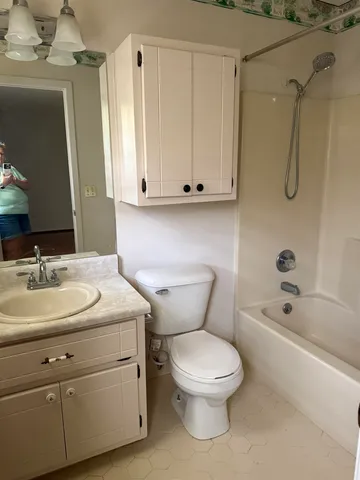 $1,600 | 1702 South Center Street, Perry, FL 32347