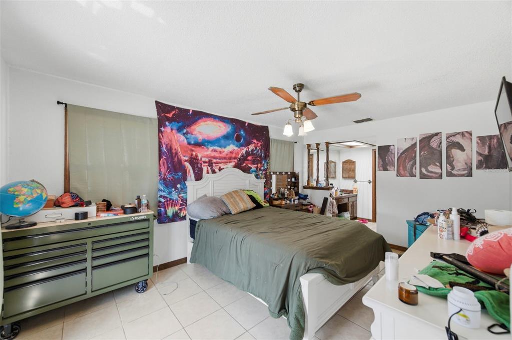 8390 Dunnellon Road Weeki Wachee, FL 34613 - Photo 17 of 30