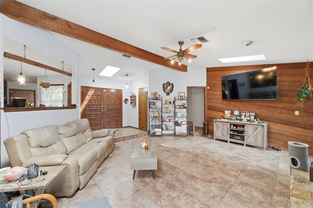 8390 Dunnellon Road Weeki Wachee, FL 34613 - Photo 5 of 30