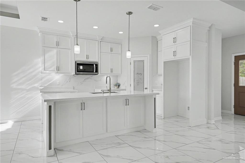 2901 Rudy Drive Weslaco, TX 78596 - Photo 6 of 17 Gallery Image 6