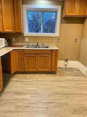 $130,000 | 614 East Tennyson Avenue, Pontiac, MI 48340