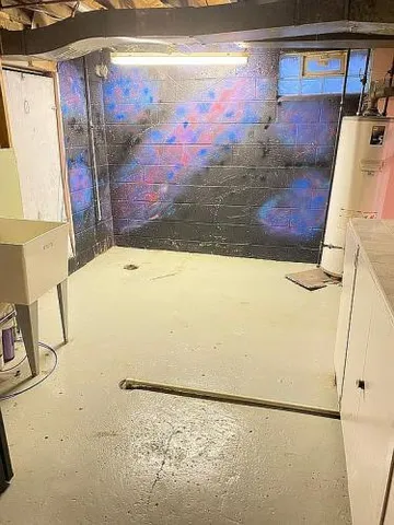 $130,000 | 614 East Tennyson Avenue, Pontiac, MI 48340