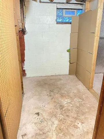 $130,000 | 614 East Tennyson Avenue, Pontiac, MI 48340